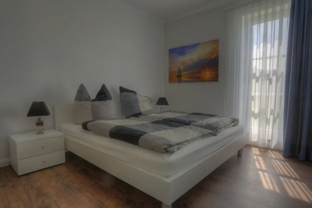 Schlafzimmer 1