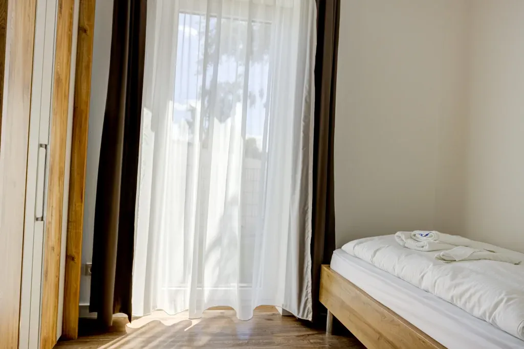 Schlafzimmer 2
