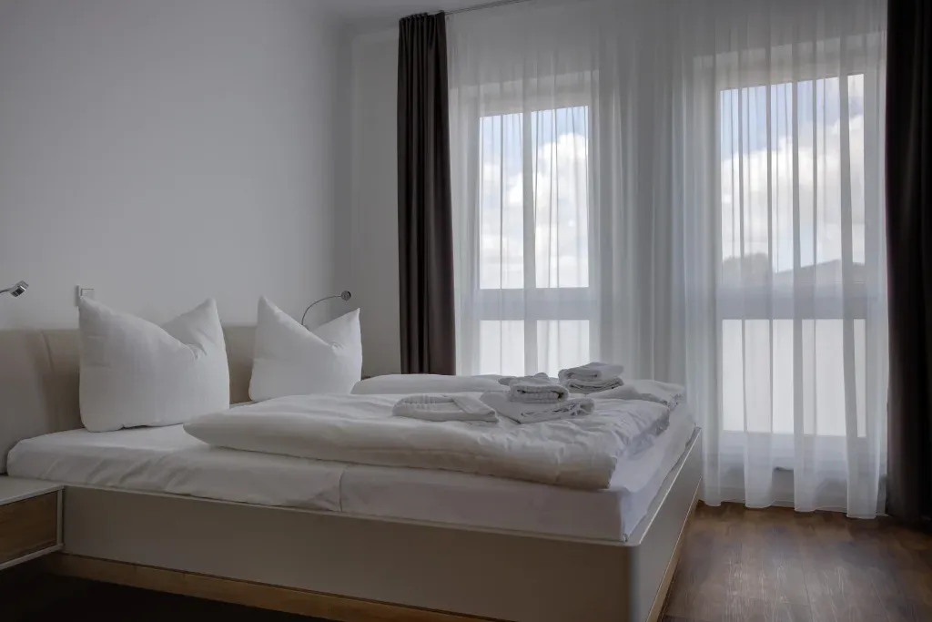 Schlafzimmer 2