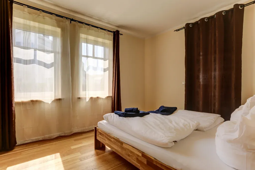 Schlafzimmer 2